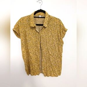 Woman's Casual Yellow Floral Short Sleeve Button Up Old Navy Large